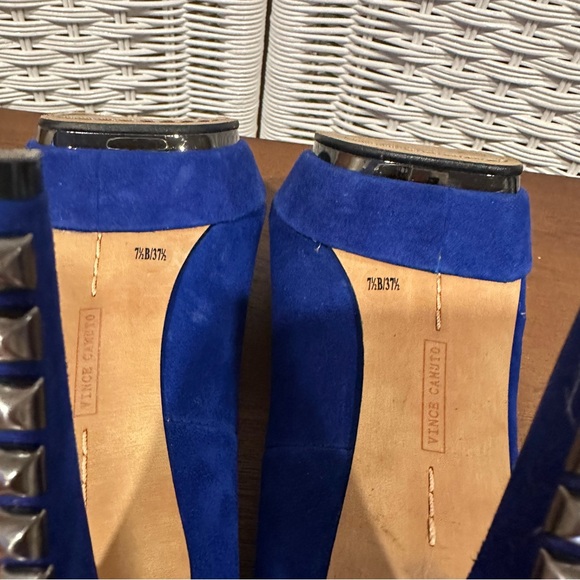 Vince Camuto Deba Studded Platform Heels (7.5) - Picture 7 of 9